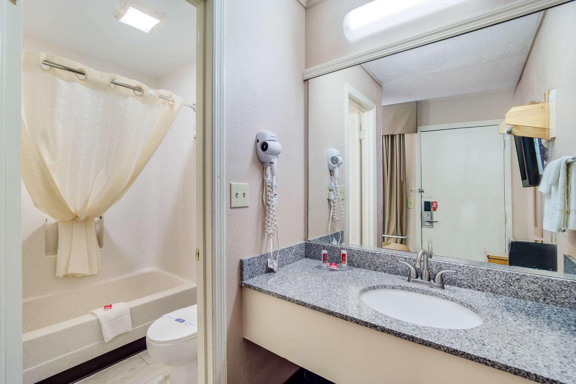 Econo Lodge Walterboro Luaran gambar